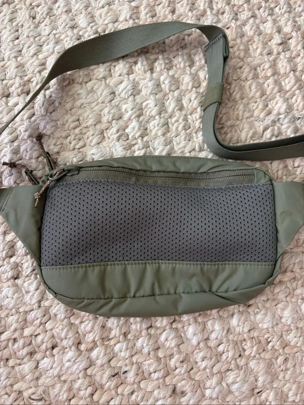 NWOT FJALLRAVEN HIGH COAST HIP PACK EVERYDAY OUTDOOR, Olive green